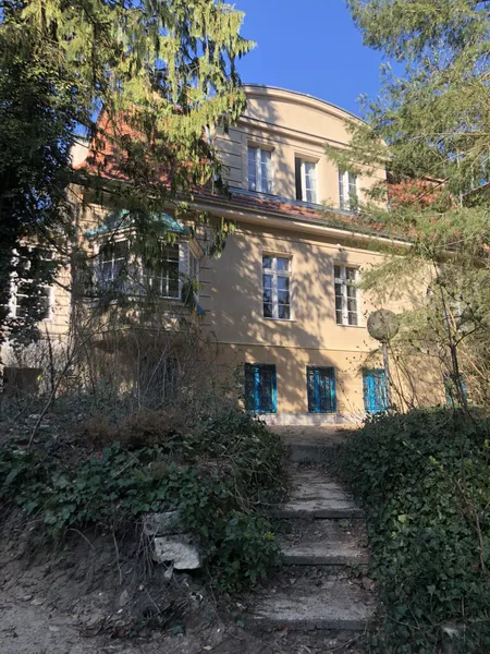 Einliegerwohnung  im Souterrain in denkmalgeschützter Villa in Berlin-Frohnau — photo 1